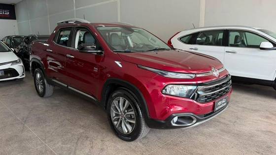 FIAT TORO 2.0 16V TURBO DIESEL VOLCANO 4WD AT9 FIAT TORO 2.0 16V TURBO DIESEL VOLCANO 4WD AT9